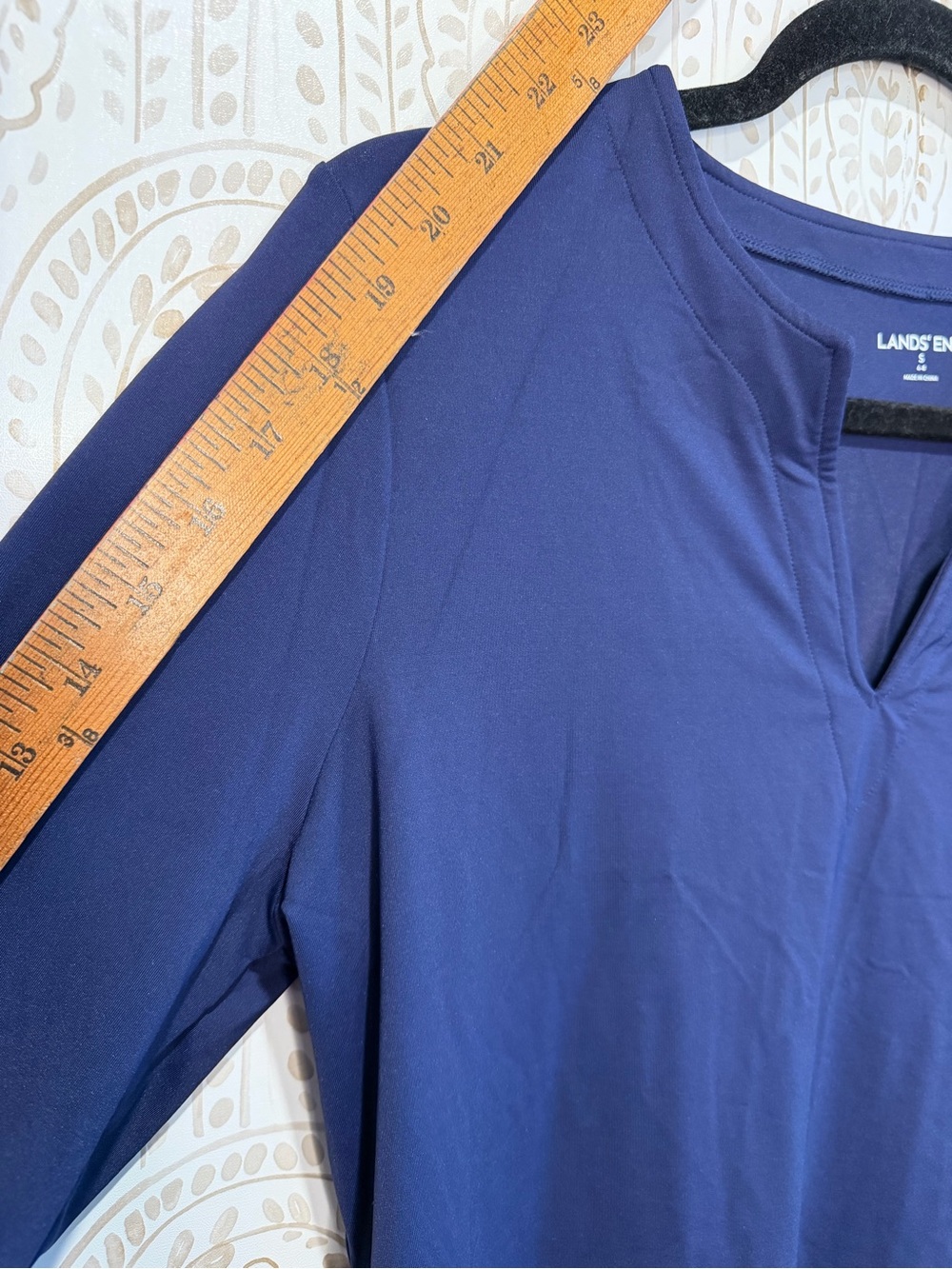Lands’ End Navy Blue Shift Dress with Eyelet Cutout Details size Small (6-8) - Picture 7 of 8